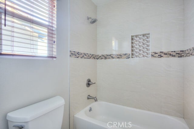 Building Photo - 7783 Alderwood Ave