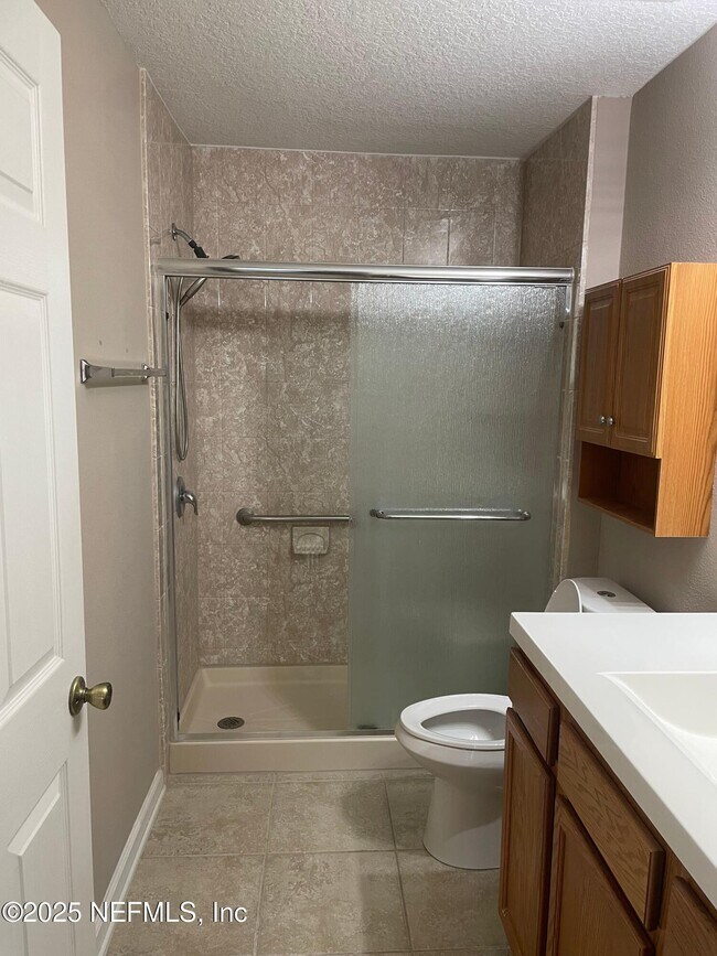 Building Photo - 575 Oakleaf Plantation Pkwy