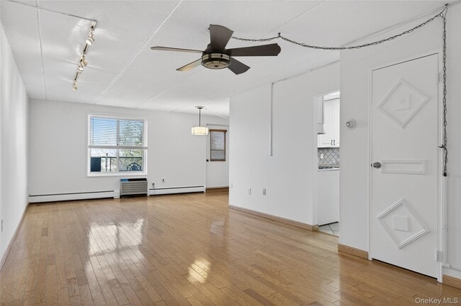 Building Photo - 135 Post Ave