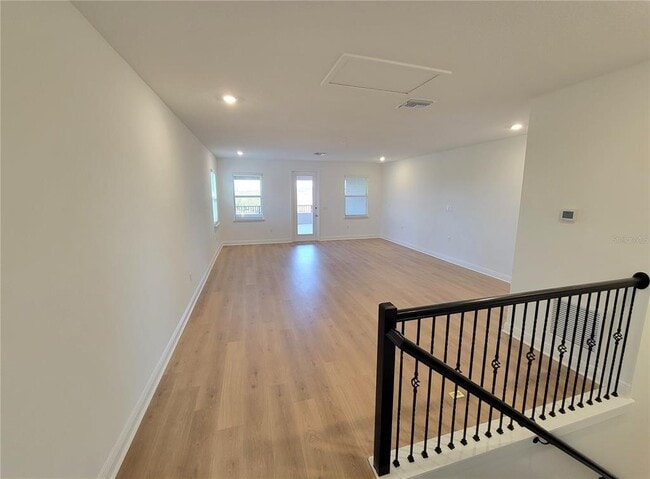 Building Photo - 15627 Vetta Dr