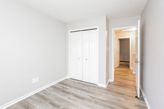 Building Photo - 6337 Cooperstone Ct