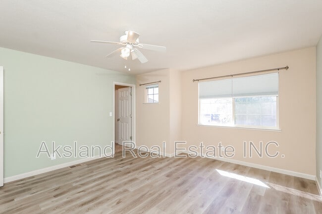 Building Photo - 624 Reed Ct