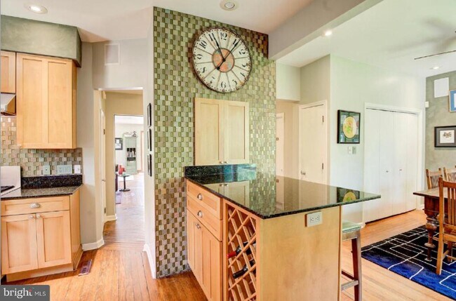 Building Photo - 105 Franklin Rd