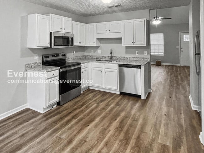 Building Photo - 4864 Nina Marie Ave