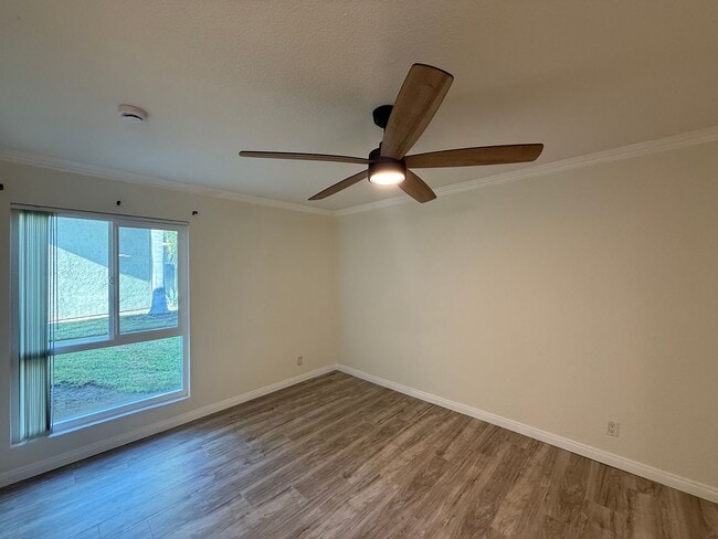 Building Photo - Charming 2-Bed/2-Bath Condo in Gated Forest Glen Community