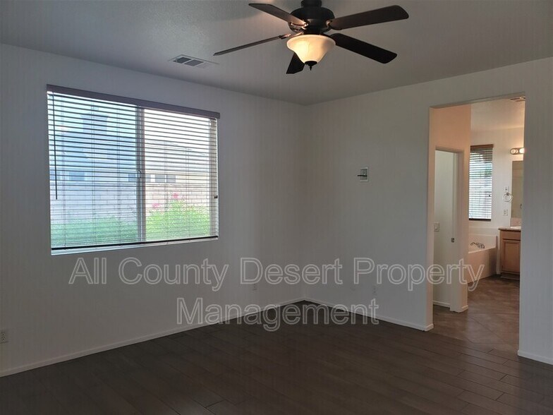 Building Photo - 37853 Avon St