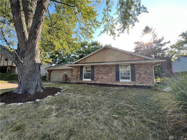 Building Photo - 170 Pinecone Ln