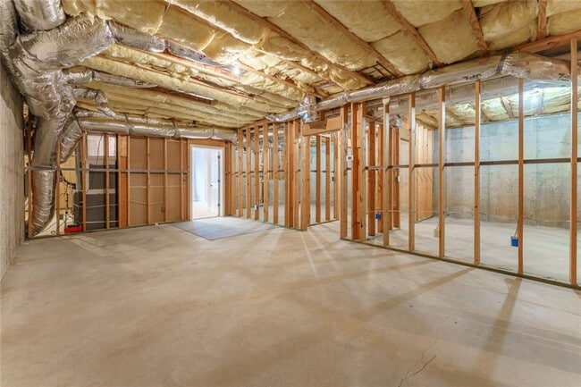 Building Photo - 214 Chandler Walk