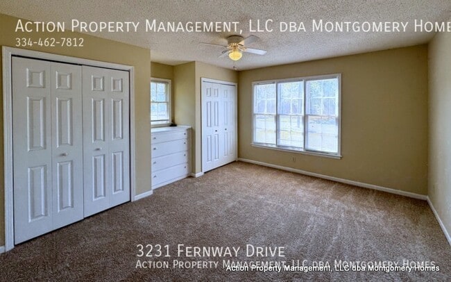 Building Photo - 3231 Fernway Dr