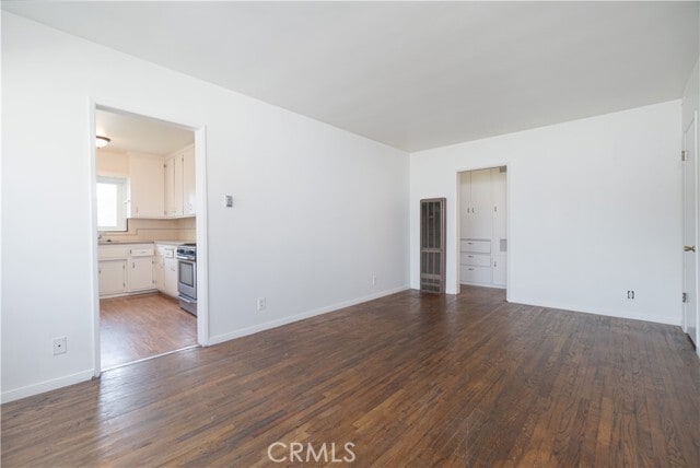 Building Photo - 745 N Currier St