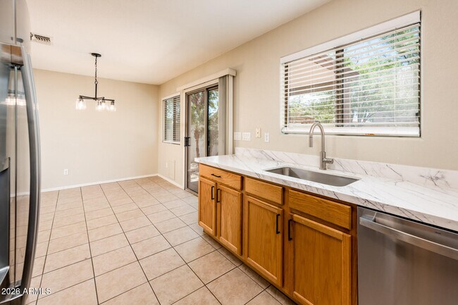 Building Photo - 17429 W Watson Ln