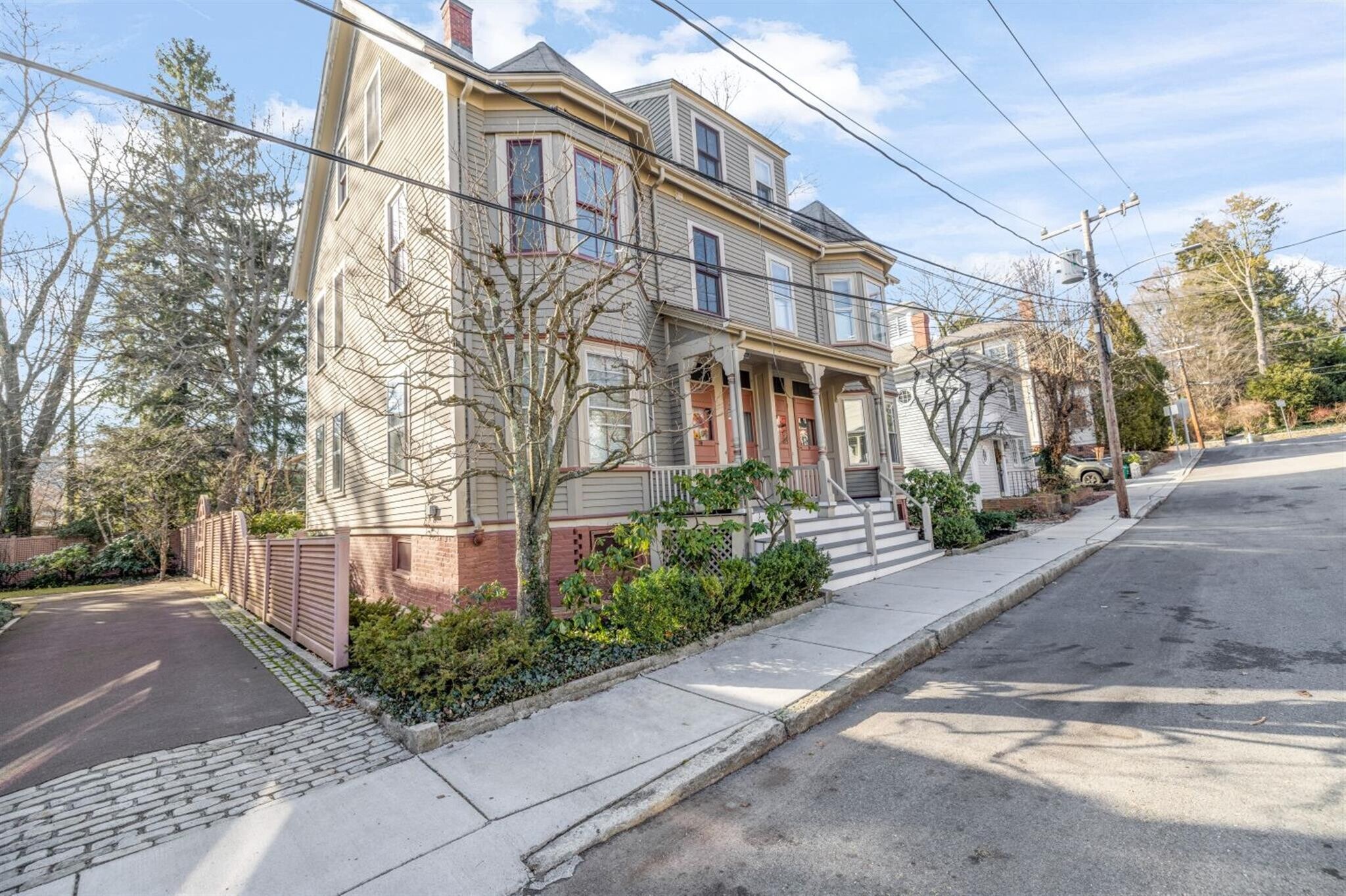 Building Photo - 28 Healey St