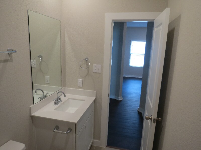 Building Photo - 12135 Ridge Top Dr