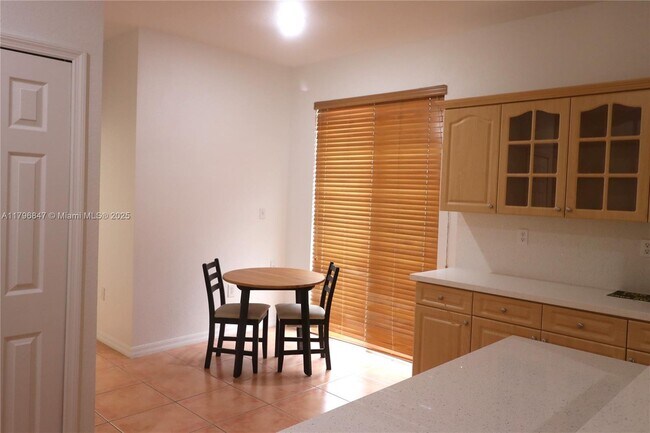 Building Photo - 2865 SW 139th Ave