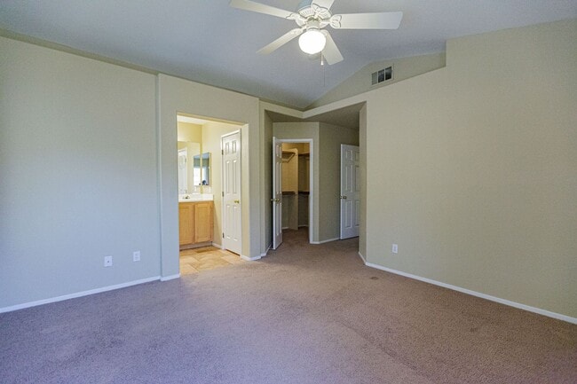 Building Photo - 1 Story home located in Silverado Ranch
