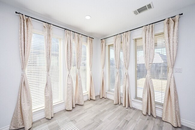 Building Photo - 3707 Brampton Island Dr