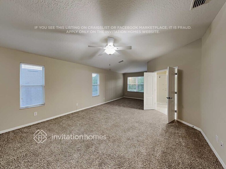 Building Photo - 3321 Downan Point Dr