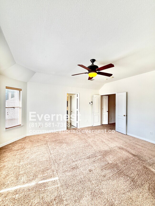 Building Photo - 6458 Riverside Dr