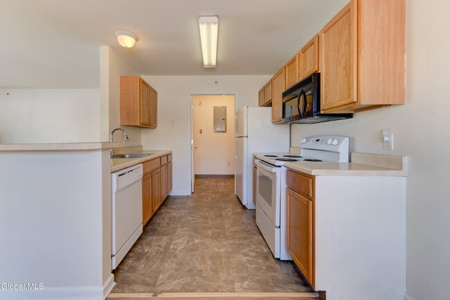 Building Photo - 906 Heritage Way