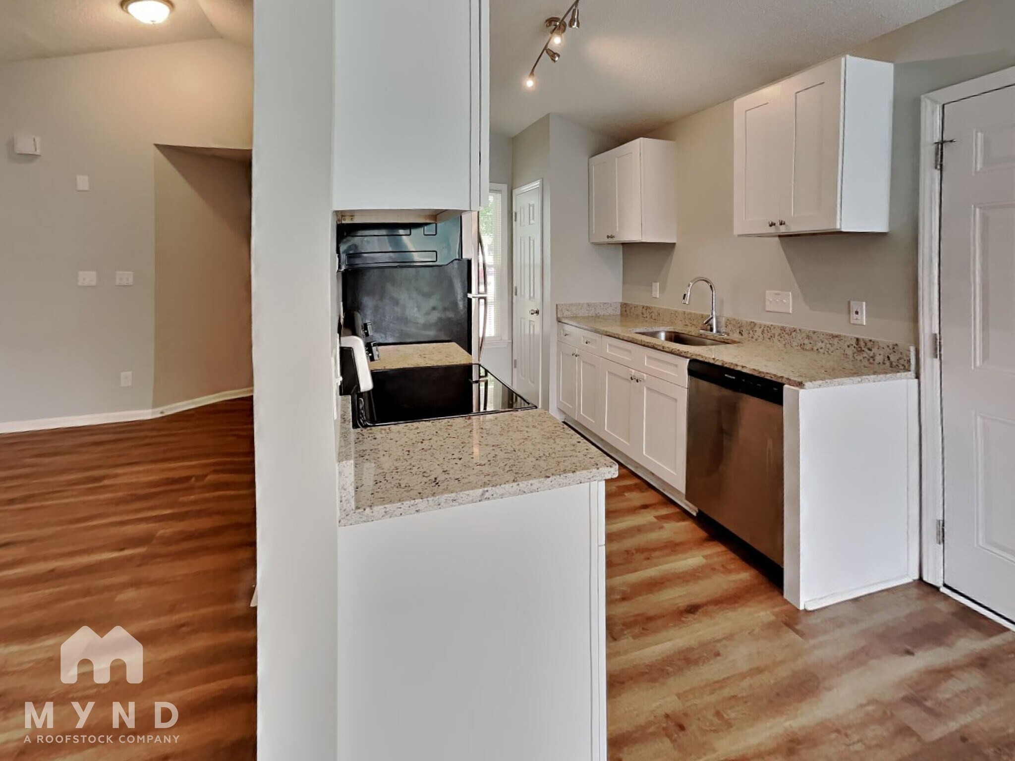 Building Photo - 2209 Maybrook Dr