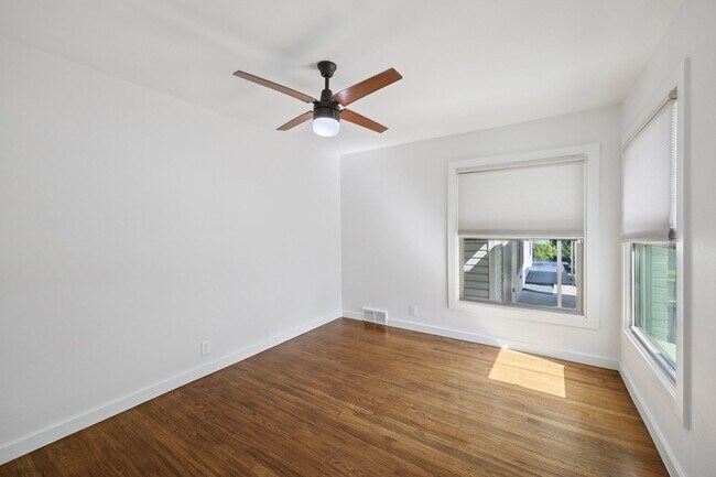 Building Photo - 9918 Coldwater Cir