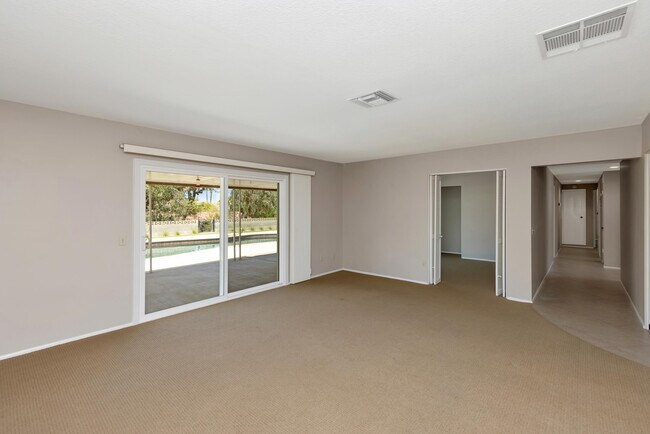 Building Photo - 72896 Tamarisk St