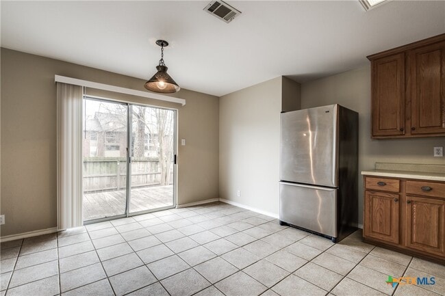 Building Photo - 5914 Wexford Brook