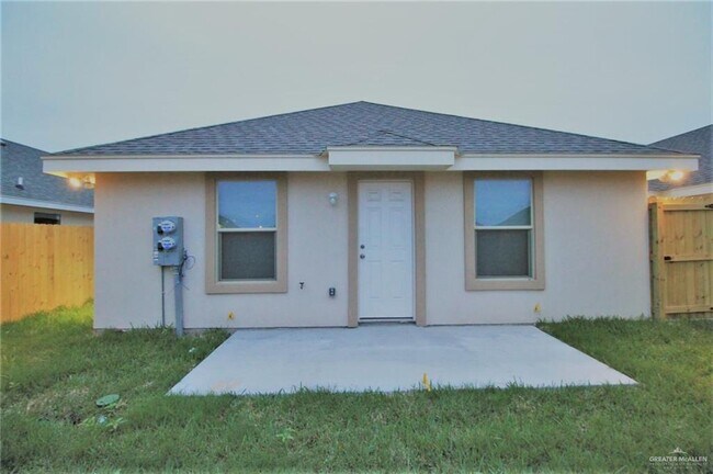 Building Photo - 1508 Coyote Hls