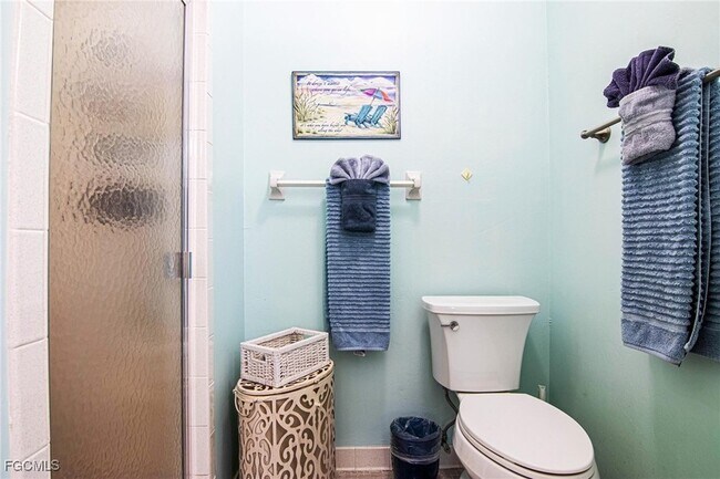 Building Photo - 6725 Winkler Rd