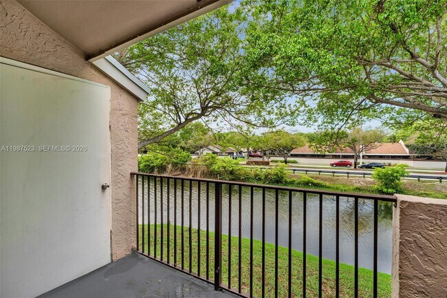 Building Photo - 1701 NW 96th Terrace