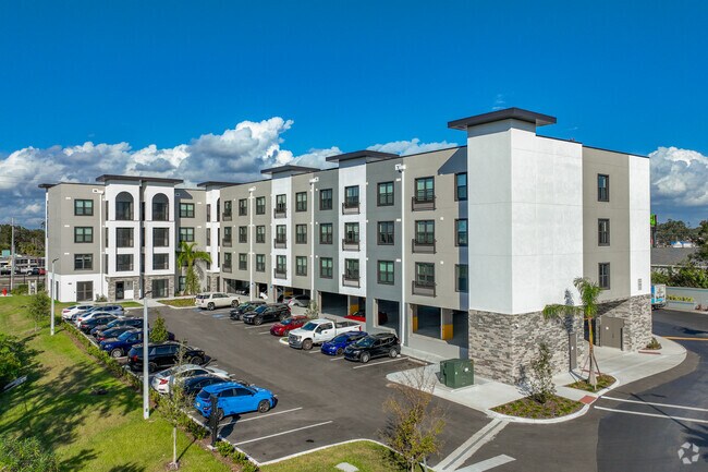 Building Photo - Vantage on Hillsborough - Phase II