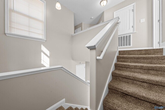 Building Photo - 161 Fields Pond Dr