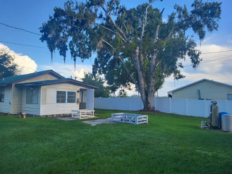 Building Photo - 4204 Deeson Rd