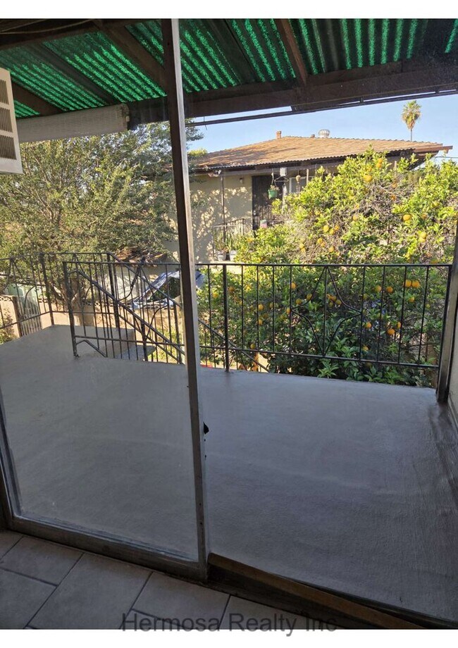 Building Photo - 1234 W J St