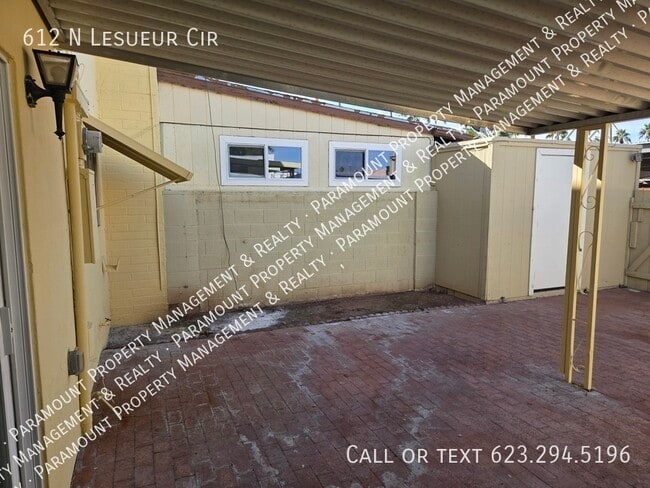 Building Photo - 612 N Lesueur Cir