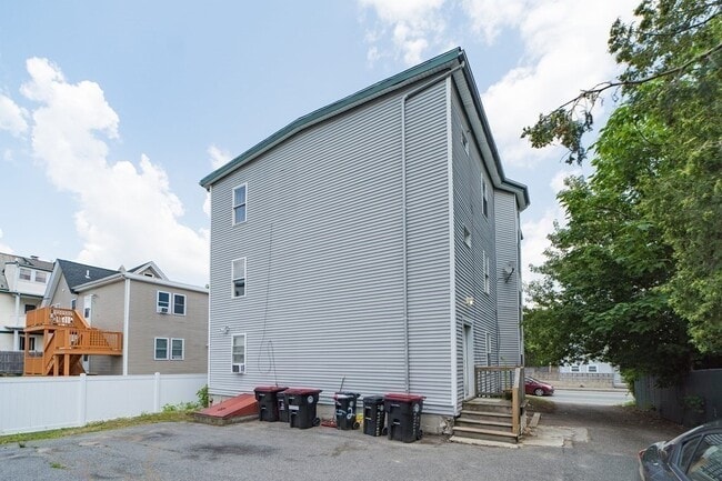 Building Photo - 710 N Montello St