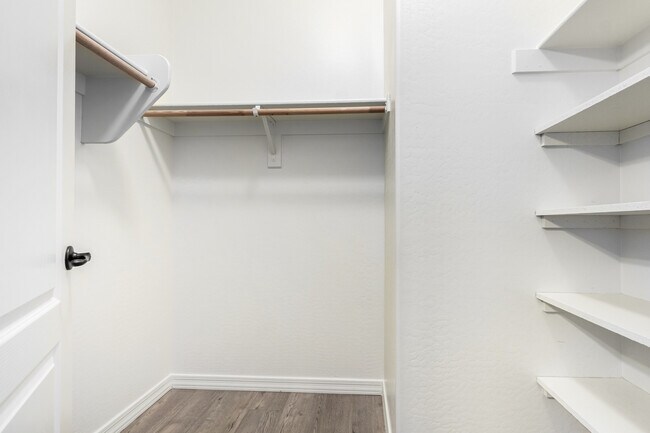 Building Photo - 35376 N Murray Grey Dr