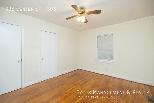 Building Photo - 308 Center St