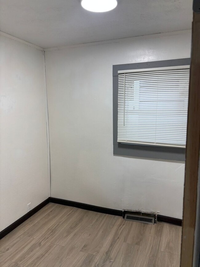 Building Photo - 3Bed New Phila Ranch Home for Rent