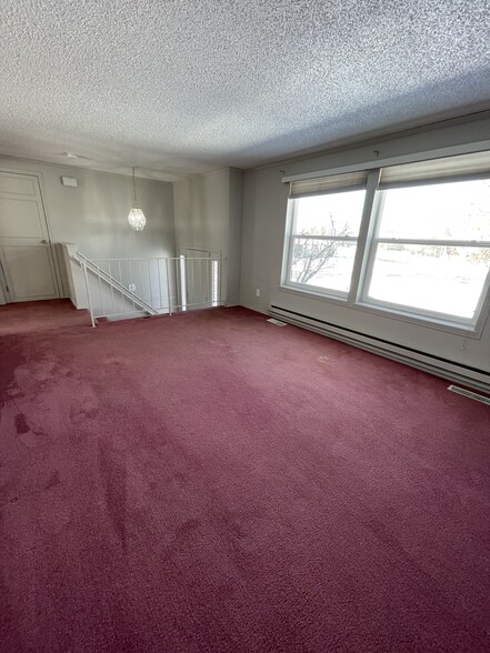Building Photo - 1019 Darter Rd