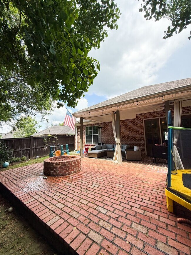 Building Photo - Charming 3-Bedroom, 2-Bath Home in Starkville!