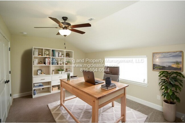 Building Photo - Eagle Creek Townhomes - Enjoy $50 off your monthly rent when you sign a 15-month lease.