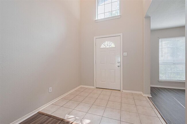 Building Photo - 5731 Afton Ridge Ln
