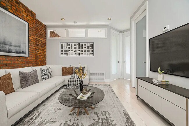 Building Photo - 184 Stanton St