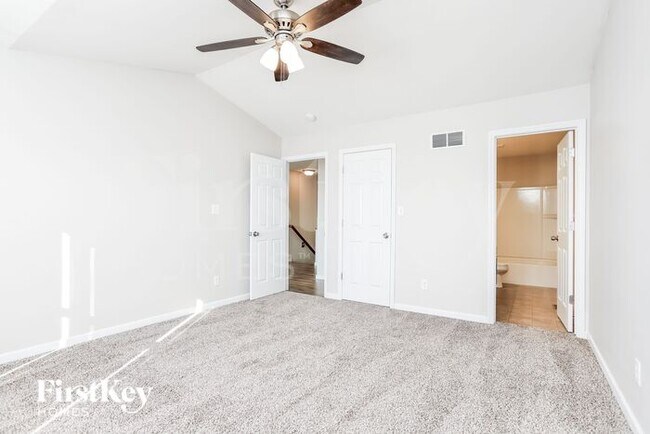 Building Photo - 25 Landon Way Ct