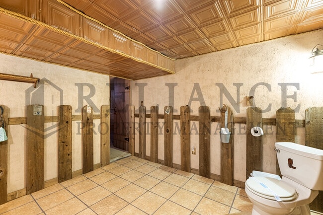 Building Photo - 4525 N 247th St W