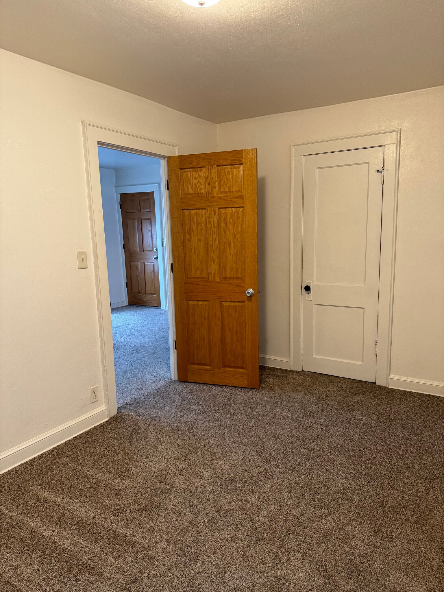 2 bedroom - 5921 5th Ave