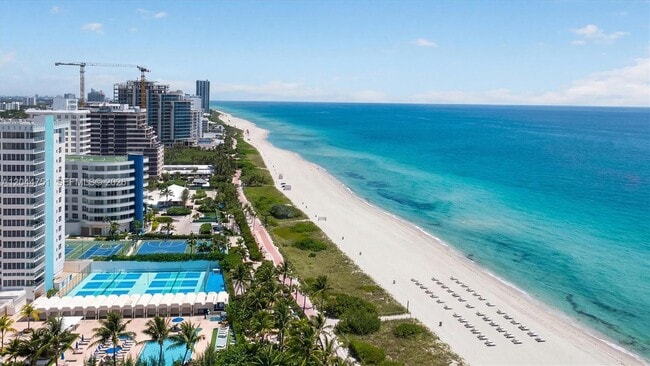Building Photo - 5025 Collins Ave