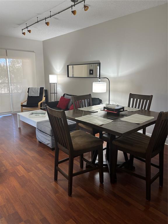 Building Photo - 8838 Coral Palms Ct