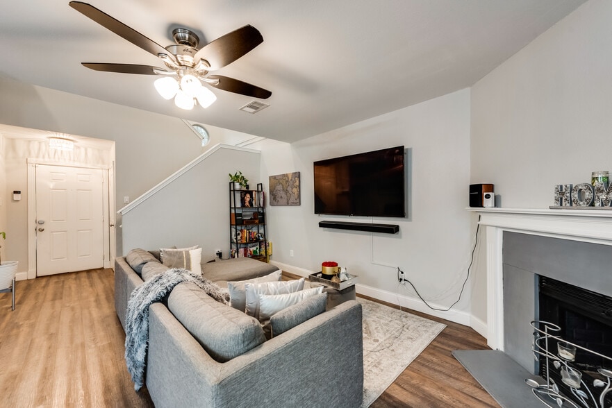 Building Photo - 4025 Southern Charm Ct